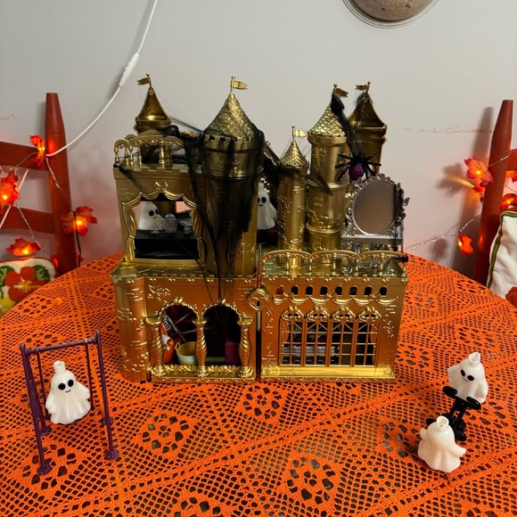 CUSTOM MADE Massive Gold Haunted Dollhouse - Picture 11 of 16